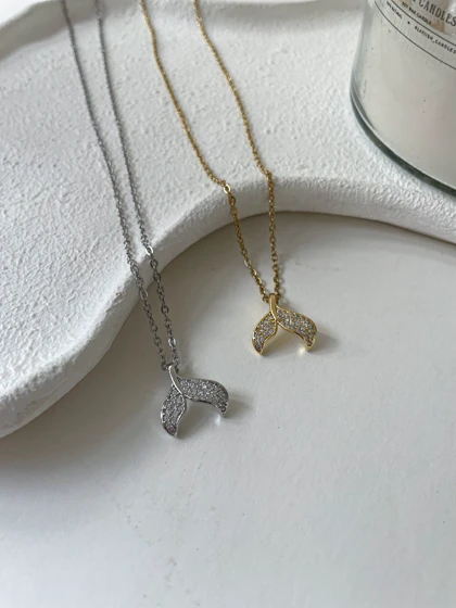 گردنبند وال نگین‌دار