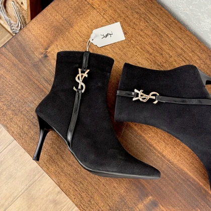 بوت پاشنه‌دار (YSL) (332)