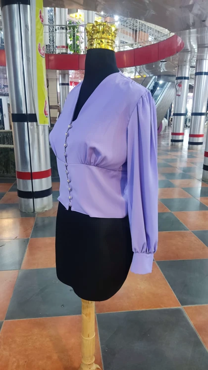 شومیز کراپ پر دکمه