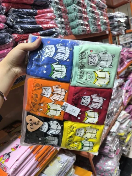 شورت نخی چاپی گربه ای کد 1826 (سایز XL)