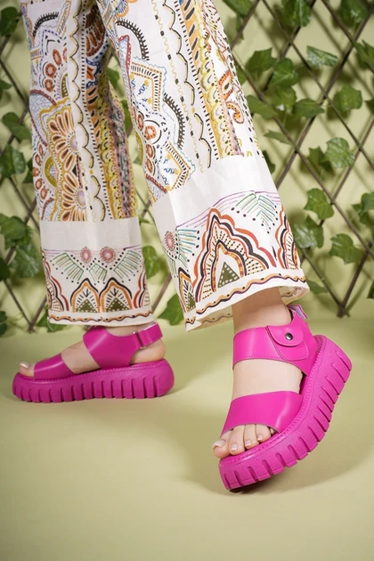 صندل زنانه ریکان riccon