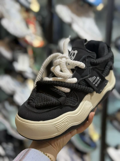 کتانی مردانه لژدارhey day