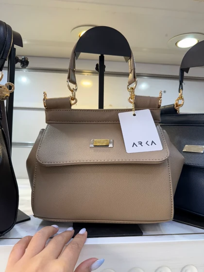 کیف دستی و دوشی دخترانه و زنانه دلچه