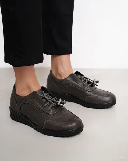 کفش زنانه طبی پیک بهار مدل صدف