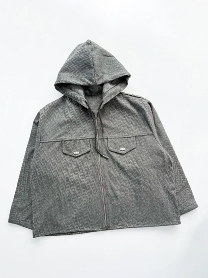 سویشرت جناغی جیب‌دار میو میو miu miu