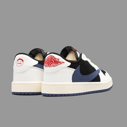نایکی جردن 1 ساق کوتاه ترویس اسکات سفید سرمه ای Nike Jordan 1 Low Travis Scott White Navy