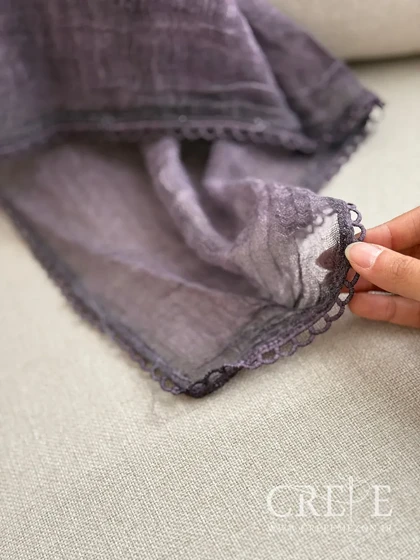 شال لینن دور دانتل