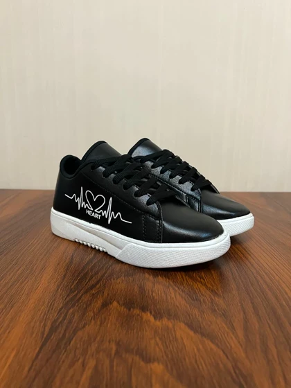 کفش زنانه ونس فشیون مشکی طرح ضربان قلب