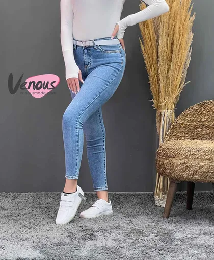 شلوار جین آبی روشن