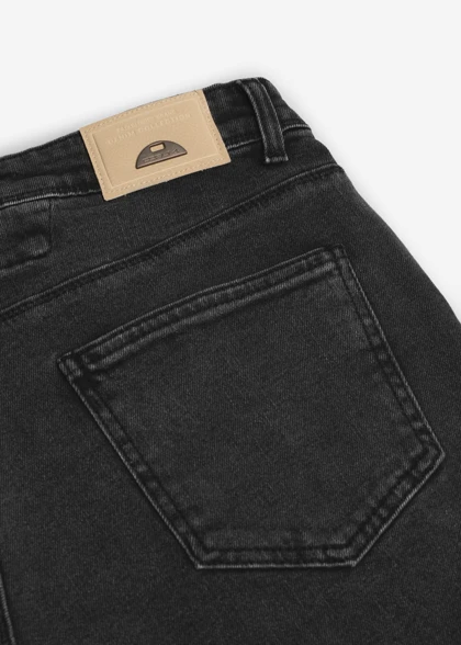 شلوار جین Slim-Fit