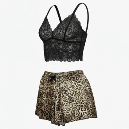 لباس خواب زنانه مدل گیپور و ساتن پلنگی 101