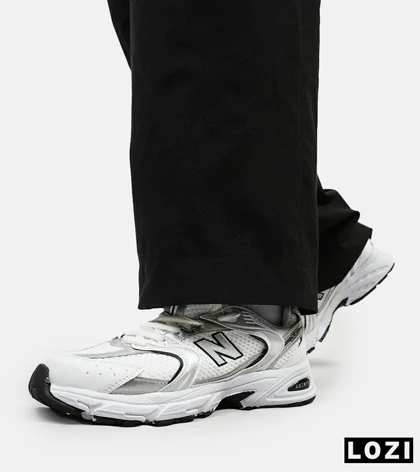 کفش کتانی بزرگپا سفید نقره ای NEW BALANCE 530