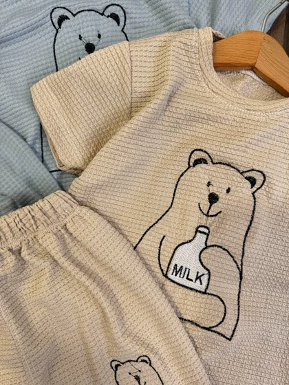 تیشرت شلوارک MILK