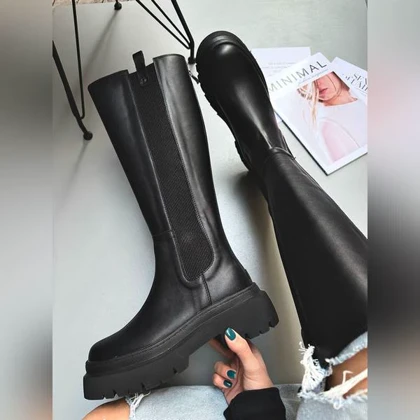 بوت بلند خاطره