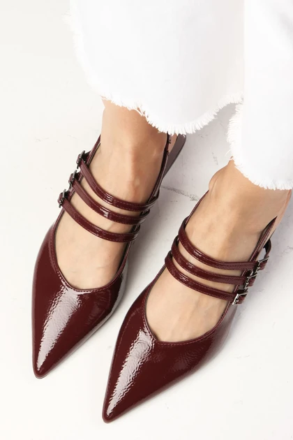 کفش پاشنه‌بلند کلاسیک زنانه میوگوستو mio-gusto