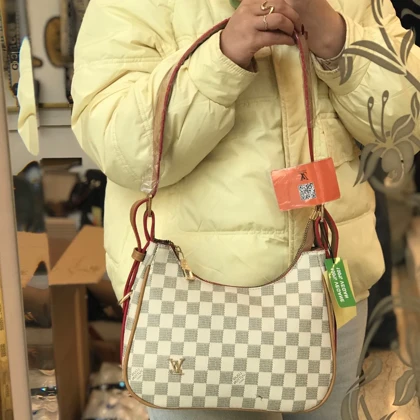 کیف زنانه لویی ویتون Lv وارداتی کد 5656