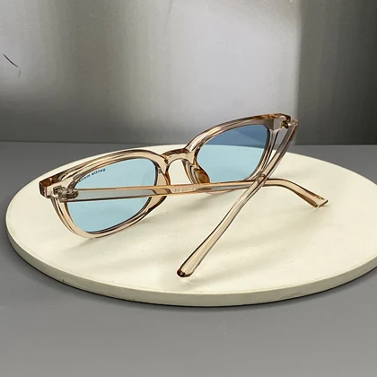 عینک آفتابی زنانه جنتل مانستر با فریم کائوچو و لنز پلی‌کربنات UV400 Gentle Monster Women