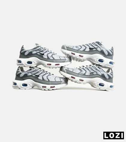 کفش کتانی مردانه و زنانه سفید طوسی NIKE AirMax Plus TN Ultra