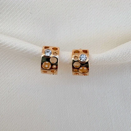 گوشواره کلیپسی نگین‌دار ژوپینگ