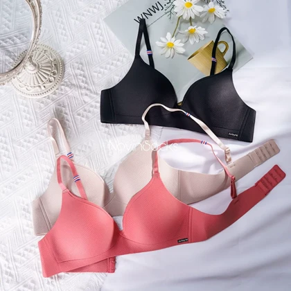 سوتین طرح پارمیس سایز 70