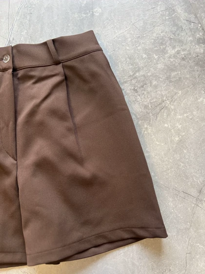 شلوارک کرپ قهوه ای