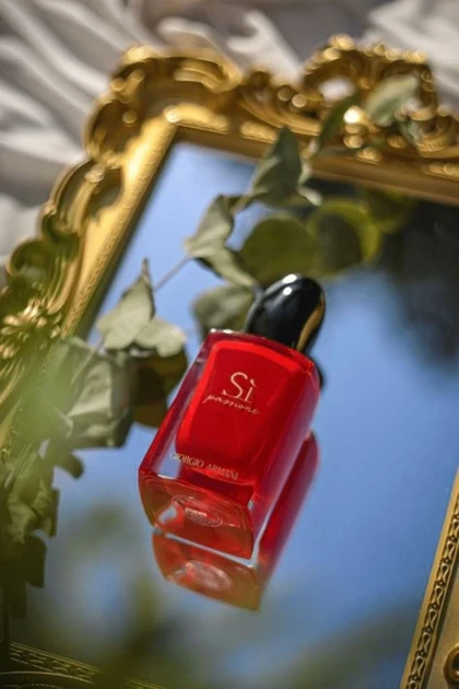 عطر جورجیو آرمانی سی پشن Giorgio Armani Si Passione