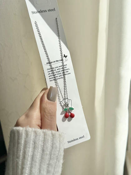 گردنبند گیلاس