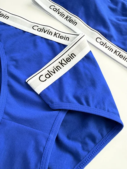ست نیم‌تنه کاپ‌دار و شورت اسلیپ نخ پنبه کلوین کلاین Calvin Klein