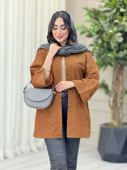 مانتو برش‌دار بغل چاک