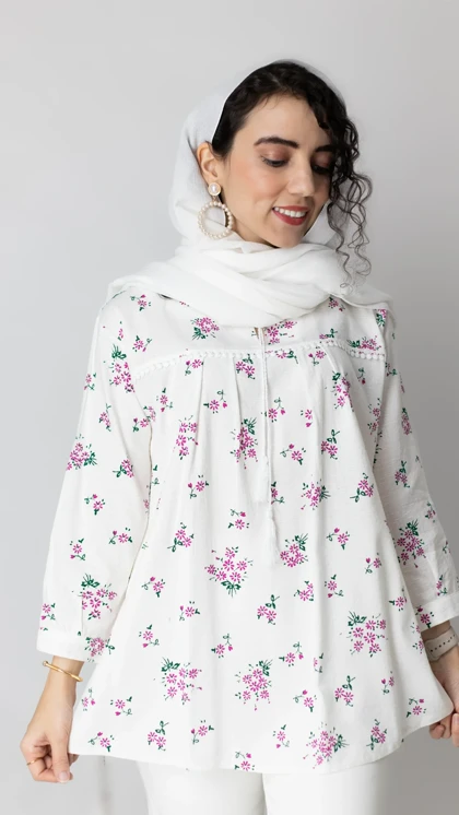 عروسکی گل گچی