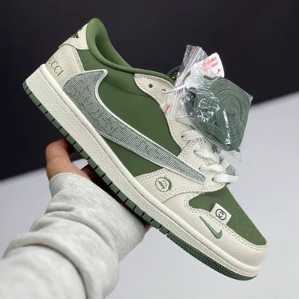 کتانی نایک ترویس GUCCI