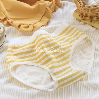 شورت بامزی1298 (سایز 38 الی 42)