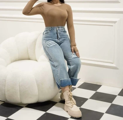 بادی یقه گرد