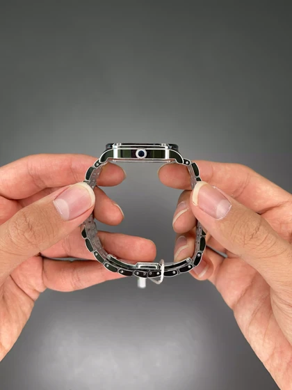 ساعت مچی ورساچه دورحکاکی سیلور صفحه مشکی Versace Couture