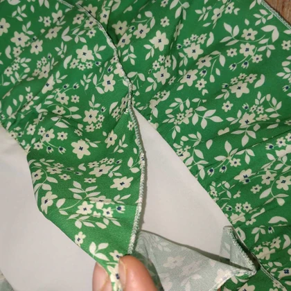 تاپ پله ای با شلوارک کتان