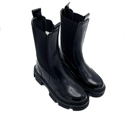 نیم بوت زنانه استرادیواریوس مدل Stradivarius Flat Ankle Boots - BTB06