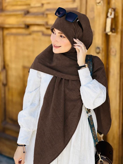 روسری وال نخی قهوه ای