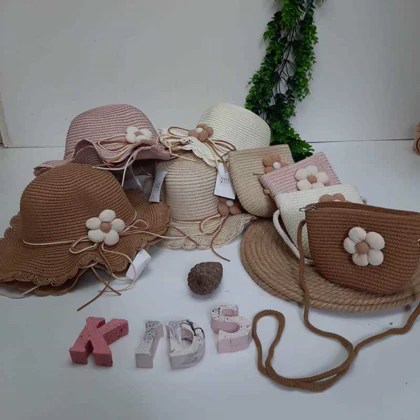 کلاه وکیف حصیری دخترانه طرح گل وطرح لبخند
