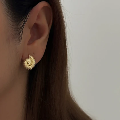 گوشواره زنانه مینیمال گوش ماهی کد 955