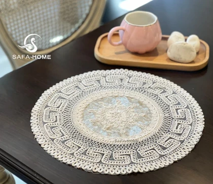 رومیزی عسلی گرد قیطان دوزی ورساچه کد 1 رنگبندی متنوع