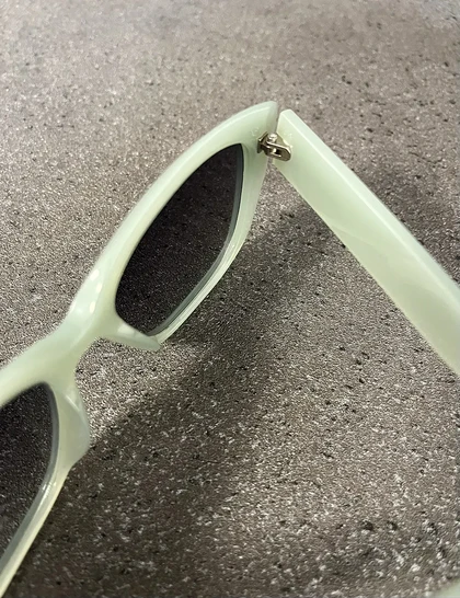 عینک آفتابی زنانه شنل