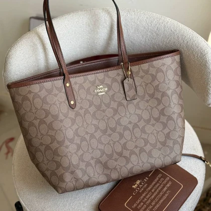 توت بگ دورو کوچ Coach مدل Reversible city