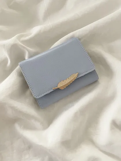 کیف پول دخترانه