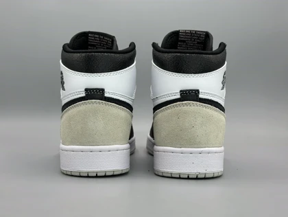 کتانی نایکی جردن1 بلیچد کورال/Nike Air Jordan1 Bleached Coral