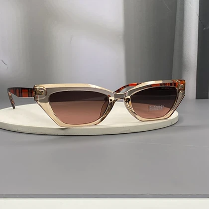 عینک آفتابی زنانه بربری با فریم کائوچو و لنز پلی‌کربنات UV400 Burberry Women