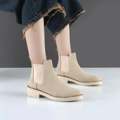 بوت و نیم بوت زنانه و دخترانه مدل چلسی دو بر کش رنگ خاکی کد M605