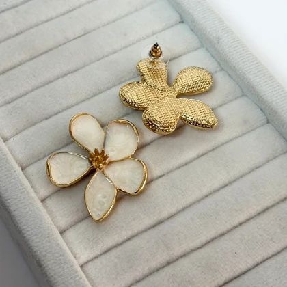 گوشواره مینا کاری گل