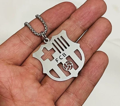 گردنبند فوتبالی بارسا
