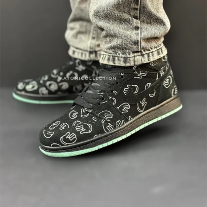 کتانی نایک جردن وان رترو کاز Jordan 1 Retro Kaws