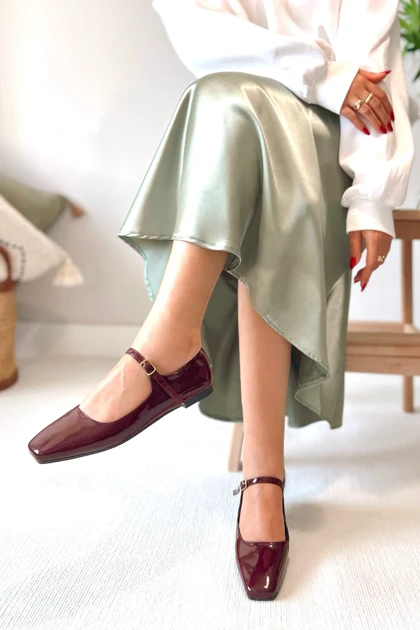 کفش پاشنه‌بلند کلاسیک زنانه polka-store polka-store